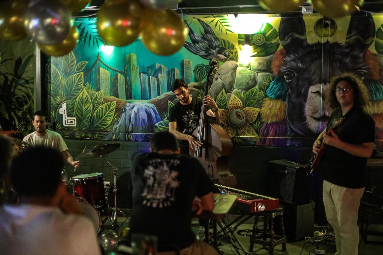 Black Llama Hostel Miraflores Lima Zewnętrze zdjęcie